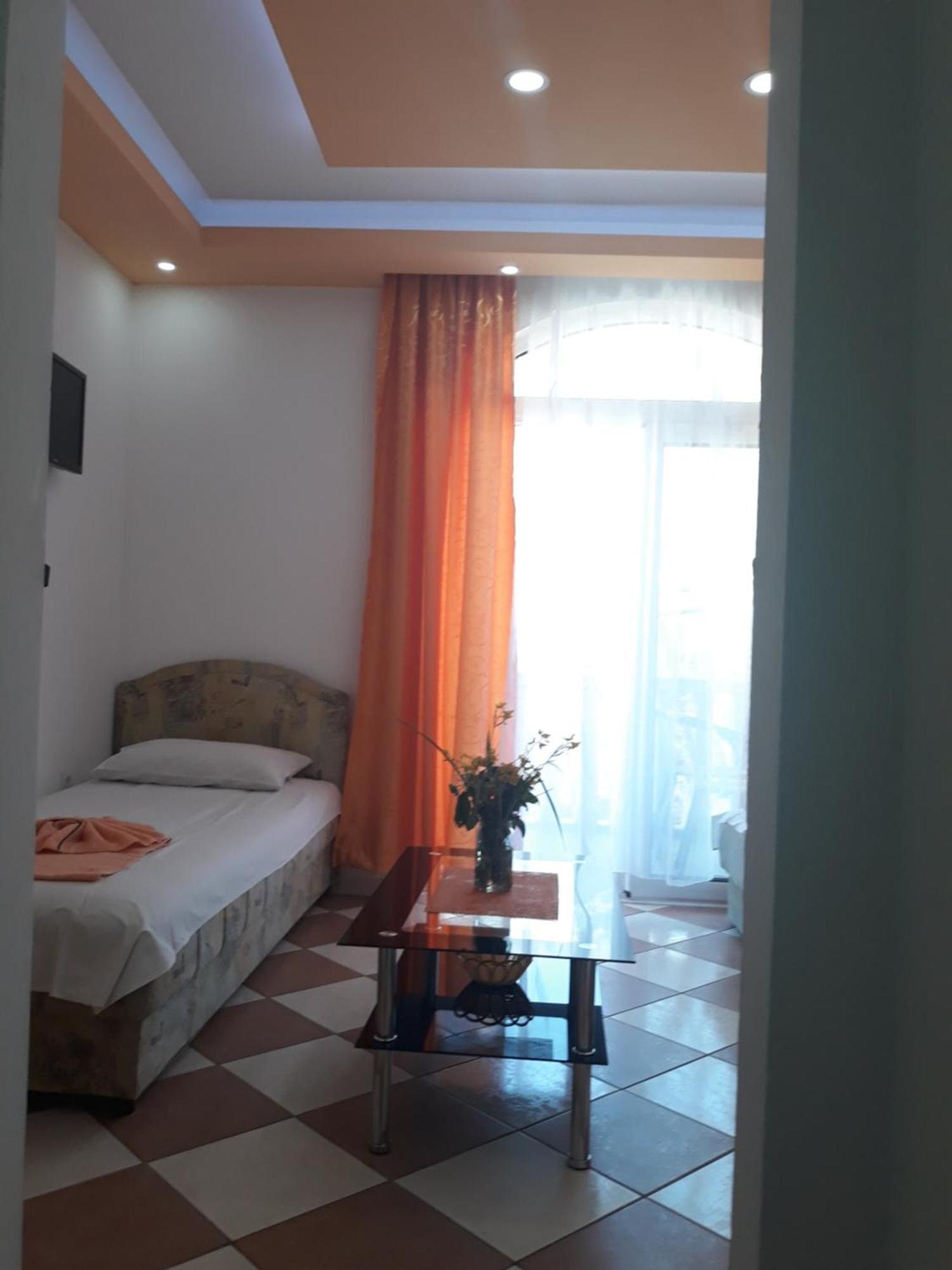 Apartments Aza Добра вода Стая снимка