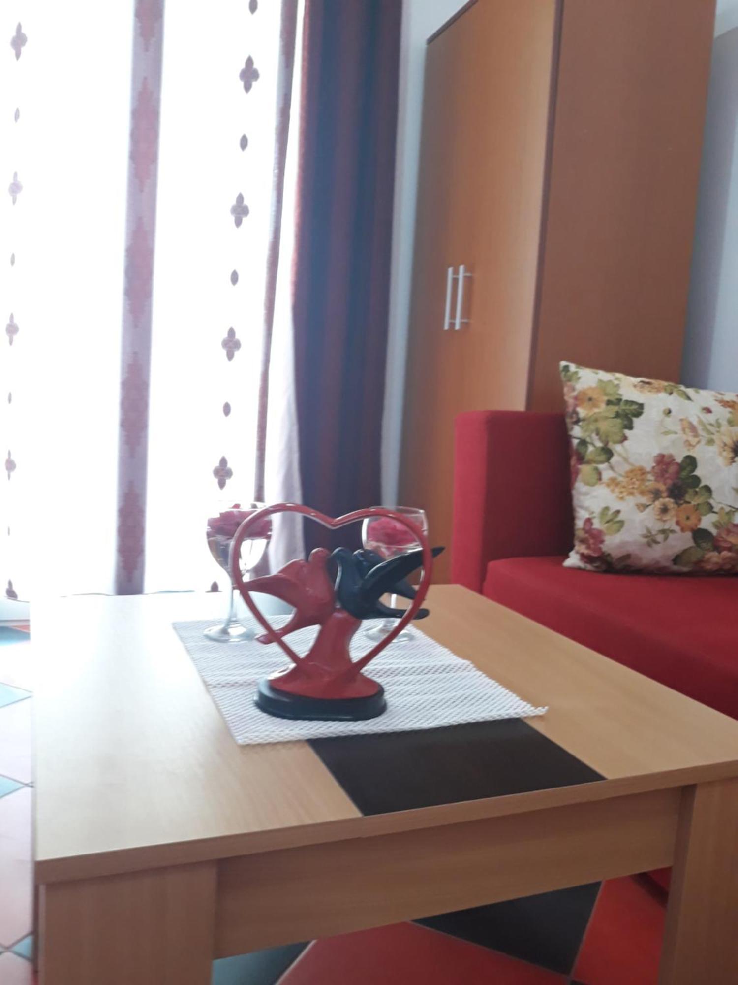 Apartments Aza Добра вода Стая снимка