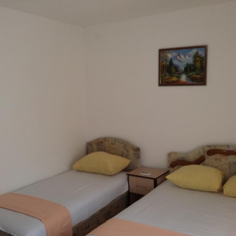 Apartments Aza Добра вода Екстериор снимка