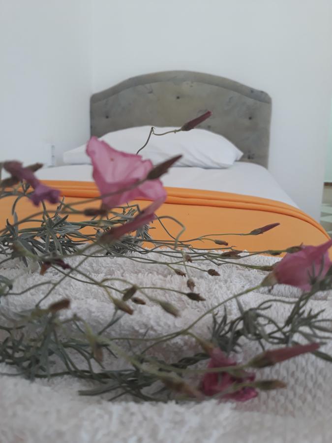 Apartments Aza Добра вода Екстериор снимка